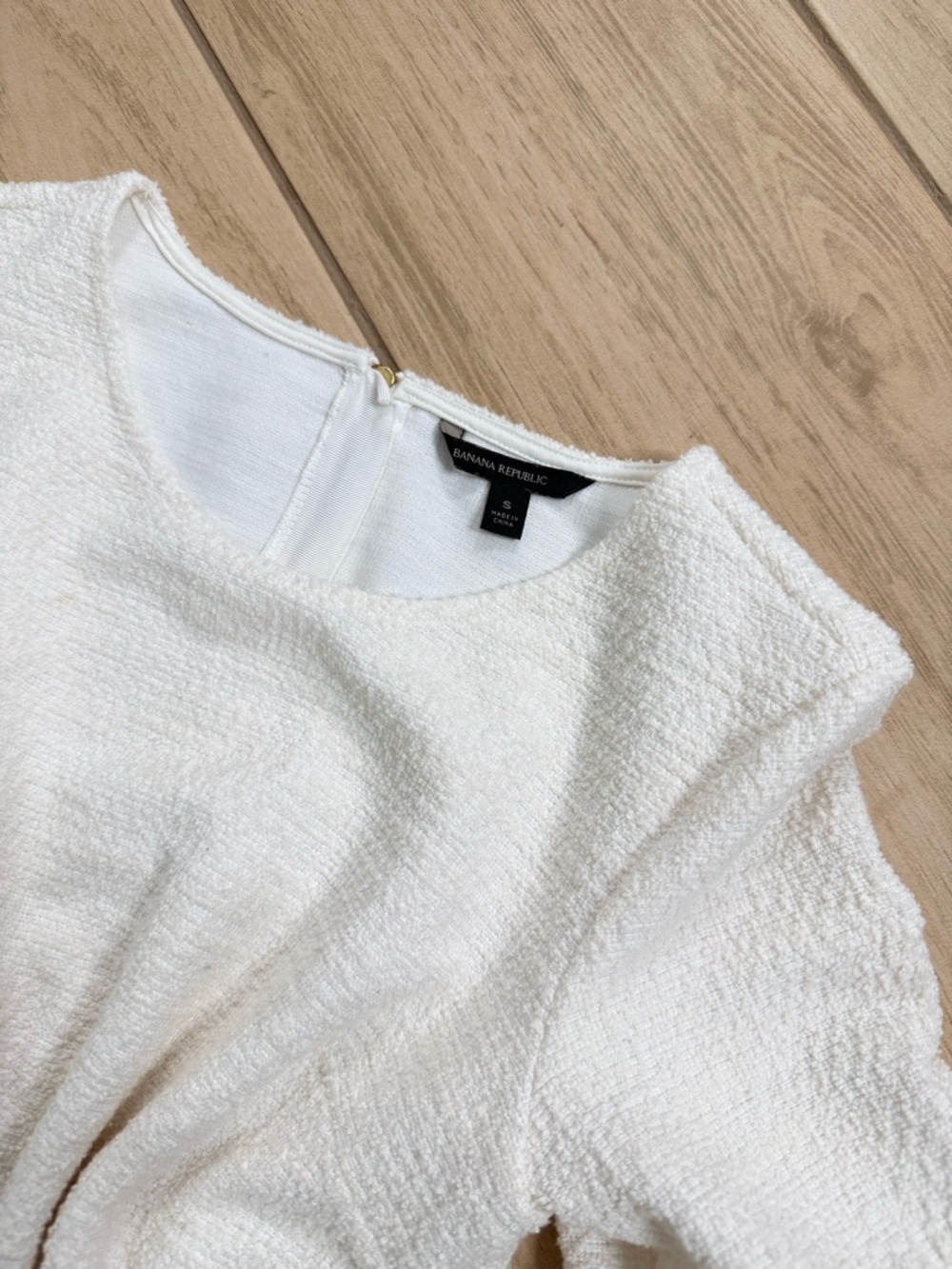 BananaRepublic White Tweed Fringe PuffSleeve Top Size Small Textured Chic Blouse - Picture 2 of 4